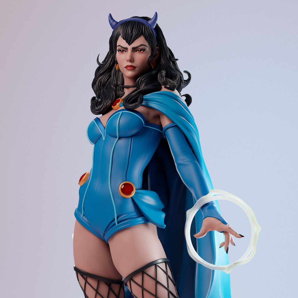 Tara Bombshell